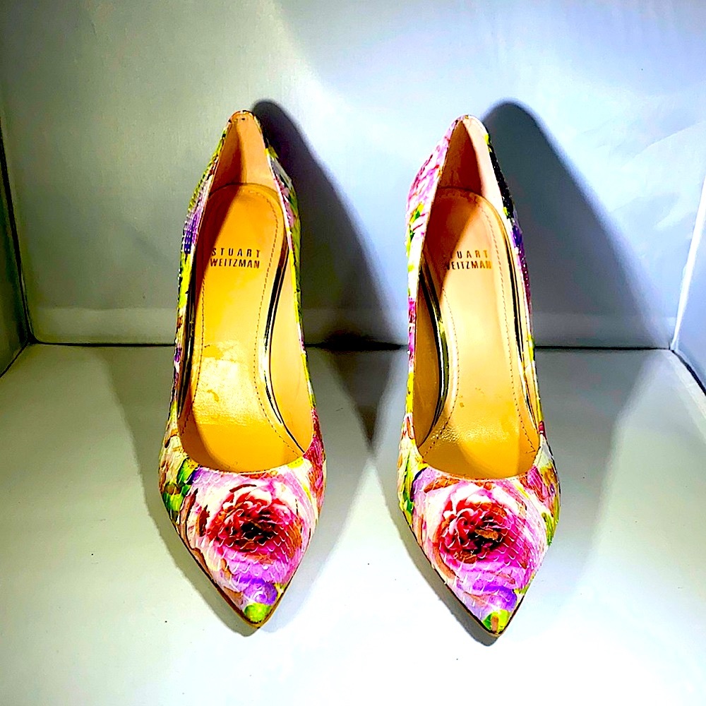 Stuart Weitzman Rose Pearl 4 inch size 7 1/2 Narrow